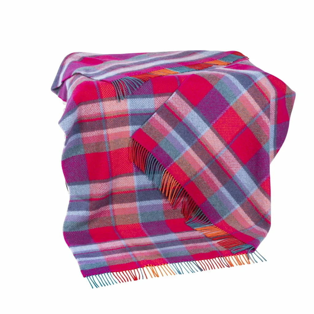 Luxurious Merino and Cashmere Throw - Image 3