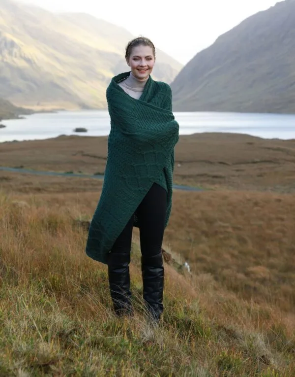 Knitted Throw with a Variety of Traditional Aran Patterns - Image 5