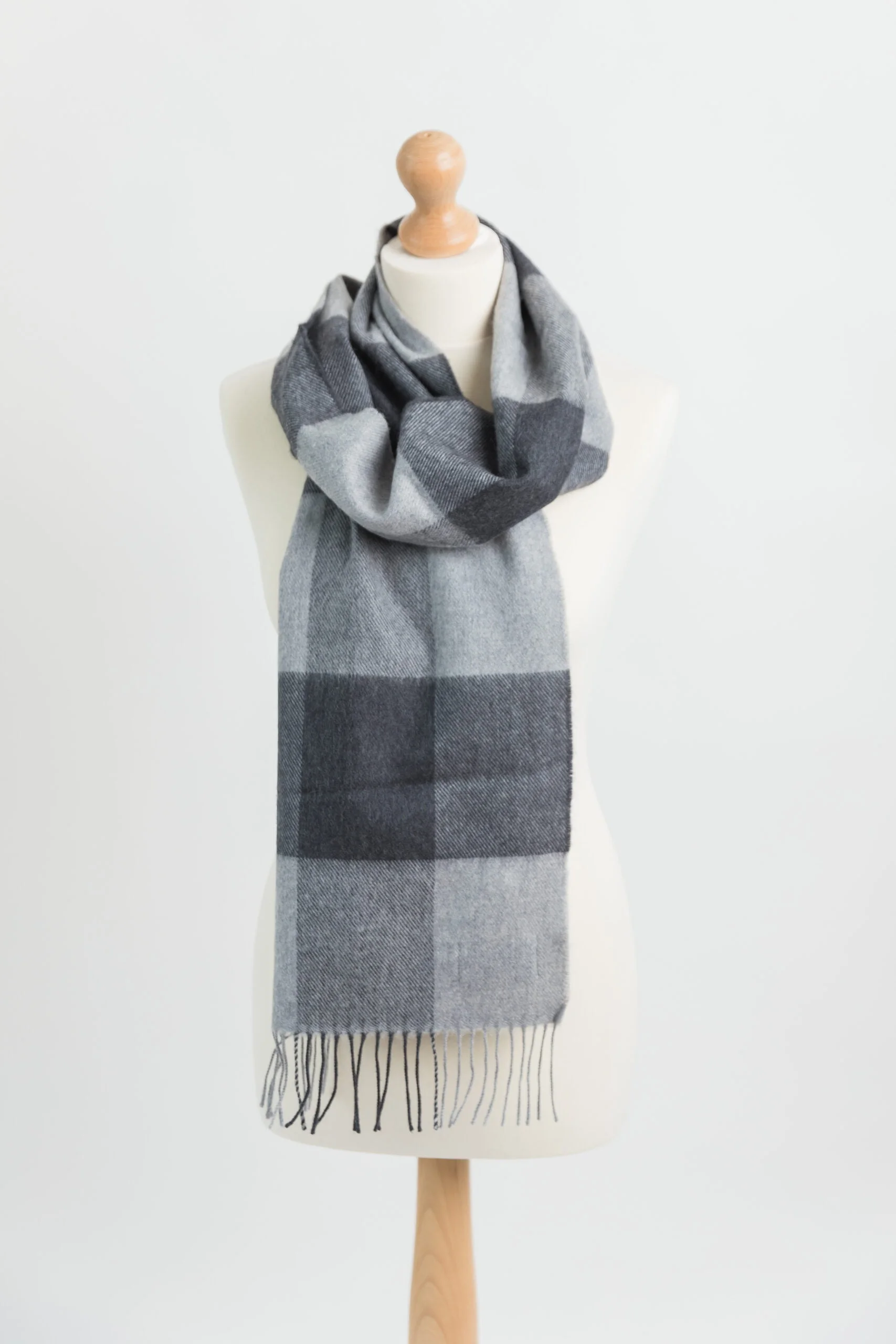 Extra Fine Merino Scarf Wool - Unisex - Image 14