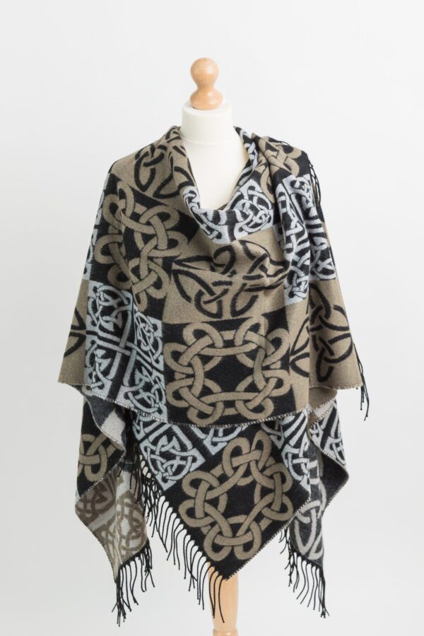 Celtic Shawl with Fringe Detail - Image 3