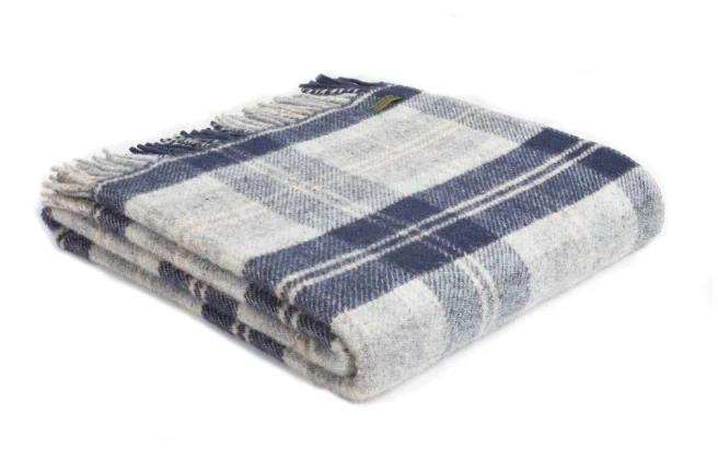 Tartan Throw - Picnic Blanket - Image 4