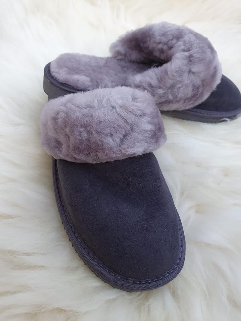 Ladies Sheepskin Slippers lined with 