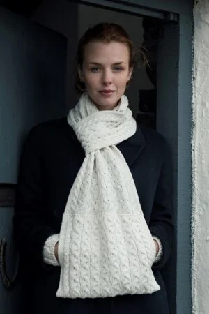 Supersoft Cable Knit Scarf with Pockets
